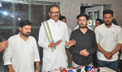 Reservation हटाओ आंदोलन का ऐलान: सरकार बातचीत को तैयार, लेकिन संघर्ष अभी बाकी, हर्ष दुबे से मिले ब्रजेश पाठक 