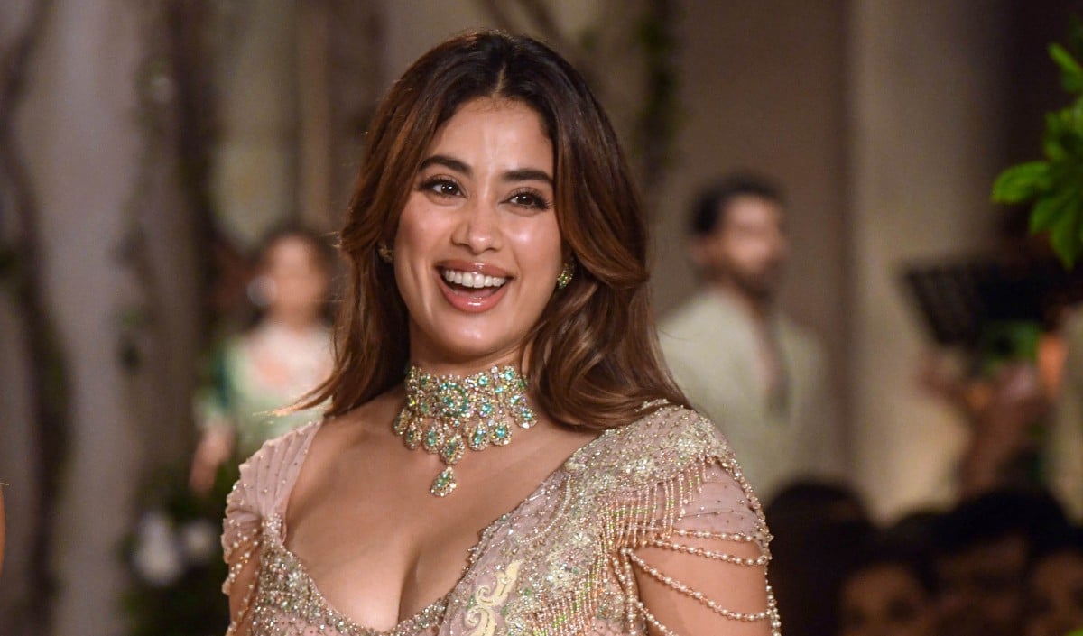 Janhvi Kapoor को दिल्ली हाईकोर्ट से आंशिक राहत! अश्लील कंटेंट हटाने का आदेश, लेकिन फैन पेज पर पूरी तरह रोक से इनकार