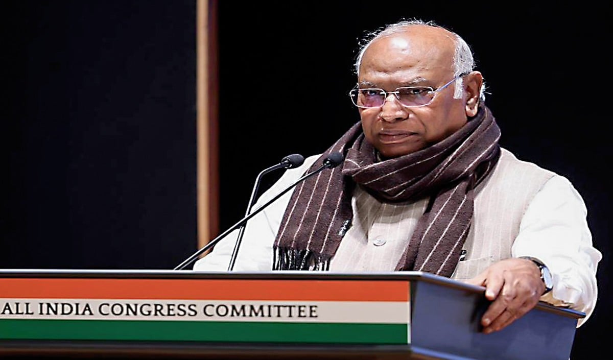चीनी कम, इथेनॉल ज्यादा? Kharge ने पूछा- ये Atmanirbhar Bharat का कौन सा गणित है, Modi Govt जवाब दे