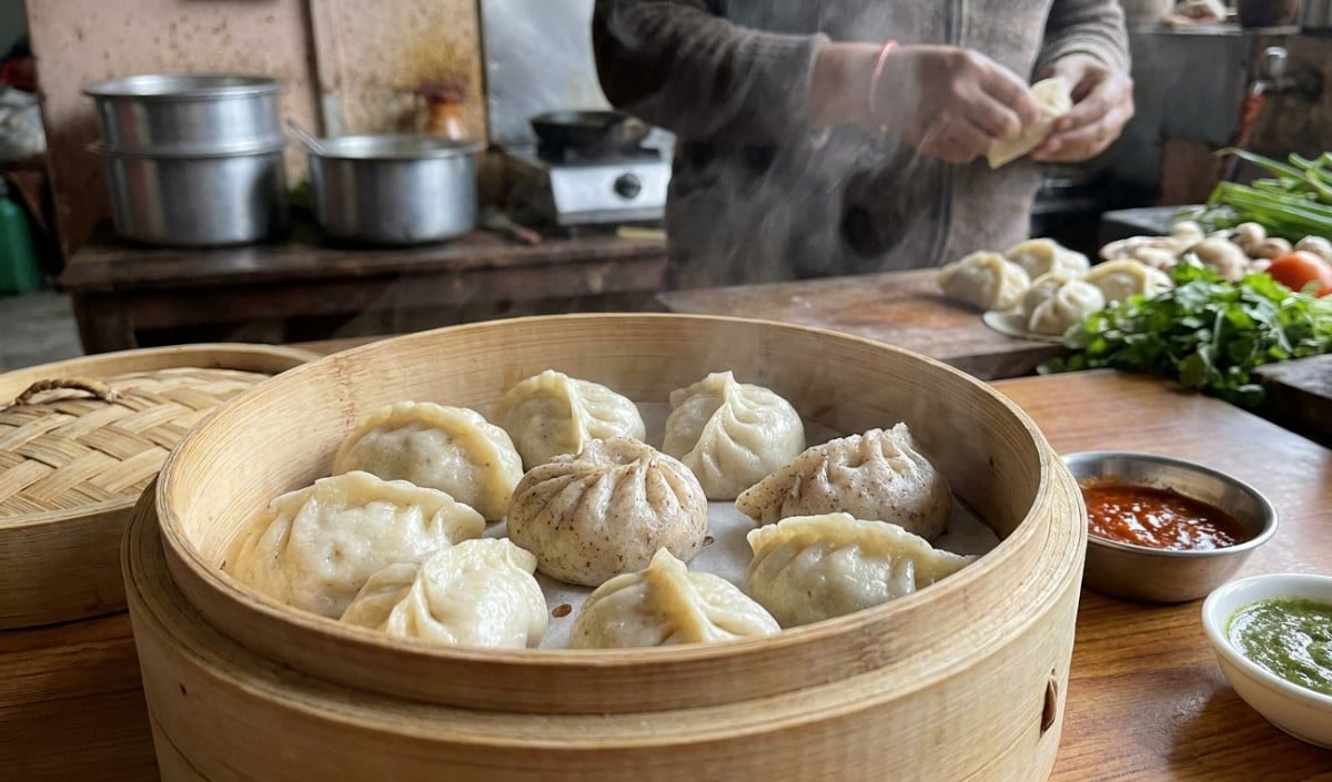 Momos Momos