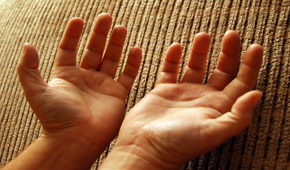 Palmistry: हथेली के ये शुभ निशान दिलाते हैं Money और Prestige, क्या आप भी हैं भाग्यशाली