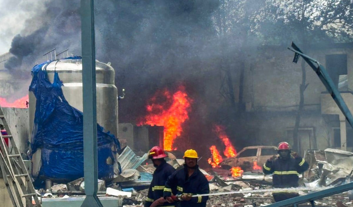 Telangana Chemical Blast | यादाद्रि भुवनगिरि में दवा कंपनी के रिएक्टर में धमाका, 2 मजदूरों की मौत और 9 घायल