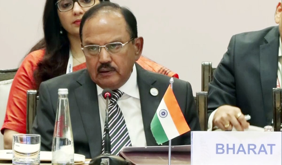 Ajit Doval China Visit: ब्रिक्स समिट से पहले डोभाल का चीन दौरा, वांग यी के साथ सीमा विवाद पर होगी वार्ता