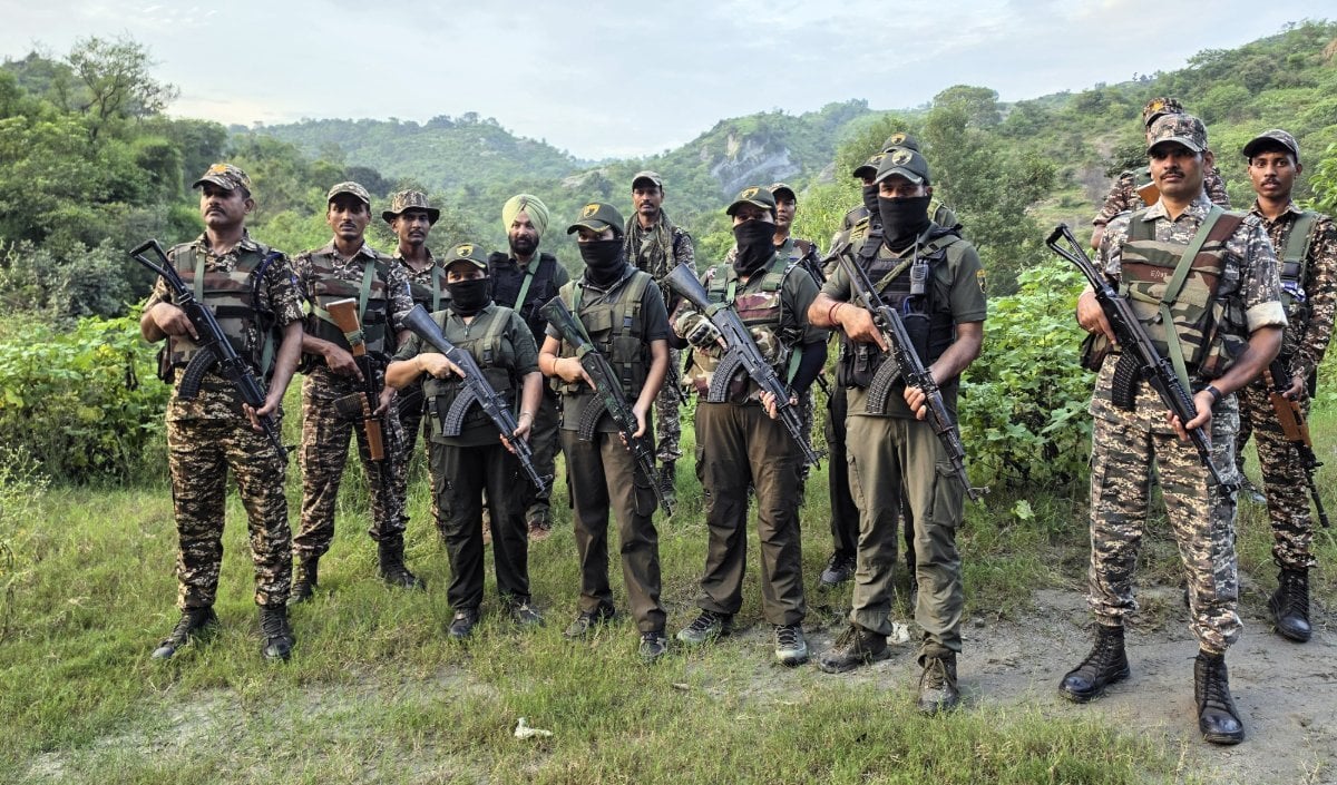 Jammu Kashmir: कठुआ में पाकिस्तान की ओर से आया संदिग्ध ड्रोन दिखा, सुरक्षाबलों का सर्च ऑपरेशन