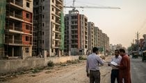 Real Estate कंपनियों की बिक्री 21% गिरी, Q1 में 40,000 करोड़ रुपये की बुकिंग