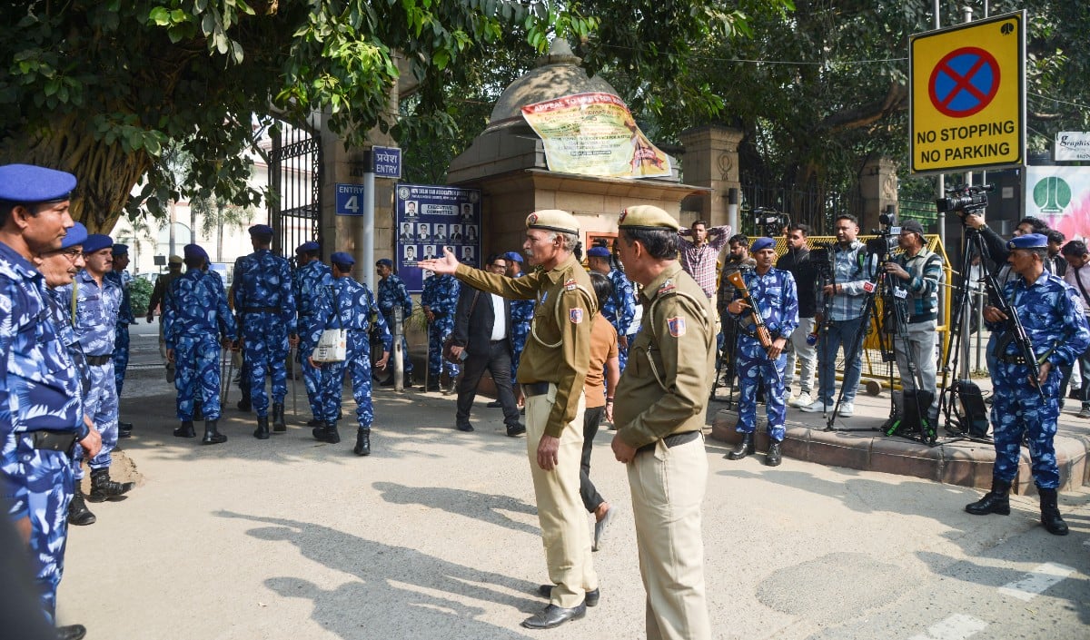 Delhi Police Intelligence System | बड़े विरोध प्रदर्शनों से पहले दिल्ली पुलिस मजबूत करेगी अपना इंटेलिजेंस नेटवर्क, स्पेशल ब्रांच रखेगी हर हलचल पर नजर