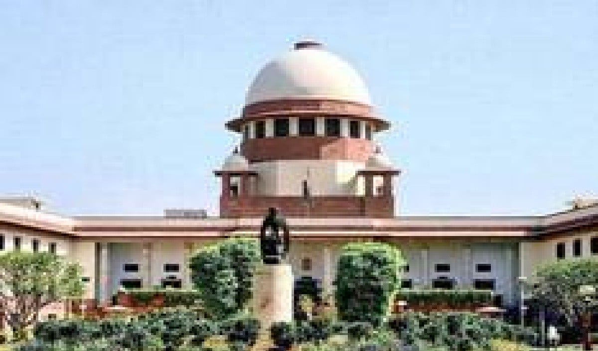 Delhi Heritage की अनदेखी पर Supreme Court सख्त, MCD और ASI अधिकारियों को