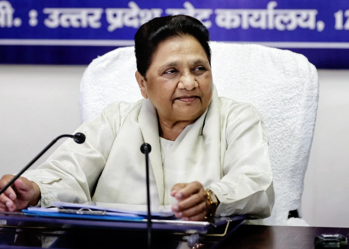 Mayawati का बड़ा फैसला: Punjab में अकेले चुनाव लड़ेगी BSP, बोलीं- गठबंधन से पार्टी को होता है भारी नुकसान