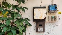 भारी भरकम बिजली बिल से अब मिलेगा छुटकारा, अपनाएं ये Electricity Bill Saving Tips और बजट को रखें मेंटेन