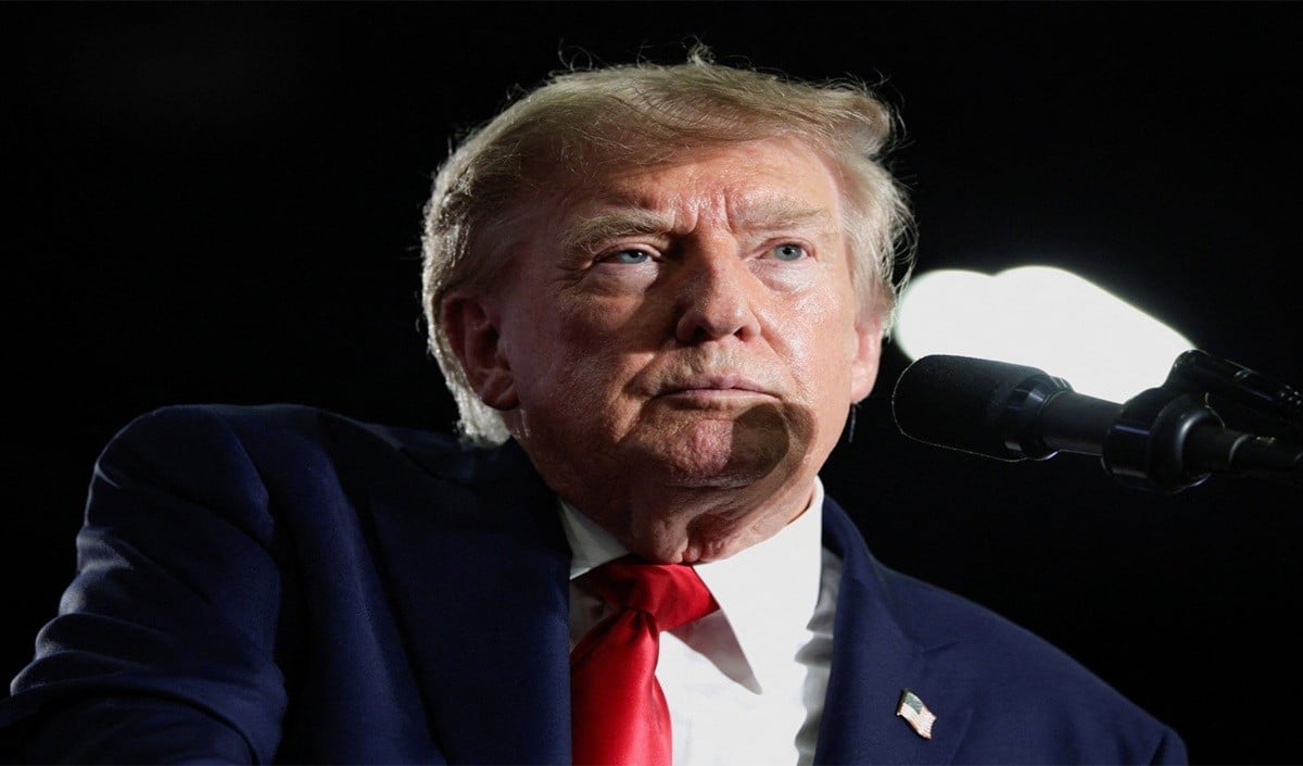 Donald Trump का बड़ा दावा: Iran में Humanitarian Crisis, सेना को वेतन देने के भी पैसे नहीं