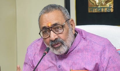 भारत में रहना है तो संविधान मानो! Hijab पर Giriraj Singh का Owaisi को तीखा जवाब