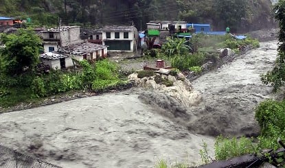 Nepal में जल प्रलय! बाढ़ में 1000 लोग लापता होने की आशंका, 8 की मौत, बचाव अभियान जारी