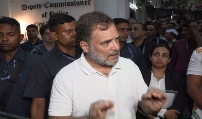 Rahul Gandhi ने Modi Government पर साधा निशाना, बोले- देश में चल रहे