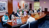 नेपाल में Barrier Lake टूटने से बढ़ा भारी खतरा, S Jaishankar ने Flood Relief कार्यों का लिया जायजा नेपाल में Barrier Lake टूटने से बढ़ा भारी खतरा, S Jaishankar ने Flood Relief कार्यों का लिया जायजा