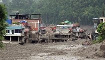 Nepal Floods Live Updates: Glacier की चट्टान टूटने से नेपाल में मची तबाही, भयानक बाढ़ से अब तक 469 लोगों की मौत