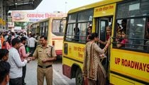 UPSRTC ने Raksha Bandhan पर चलाईं अतिरिक्त बसें, कर्मचारियों को मिलेगा प्रोत्साहन