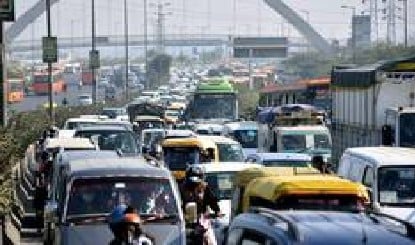 Motor Vehicle Act और भाषा विवाद: Cab Drivers को फिलहाल राहत, HC ने माना सरकार का स्टैंड
