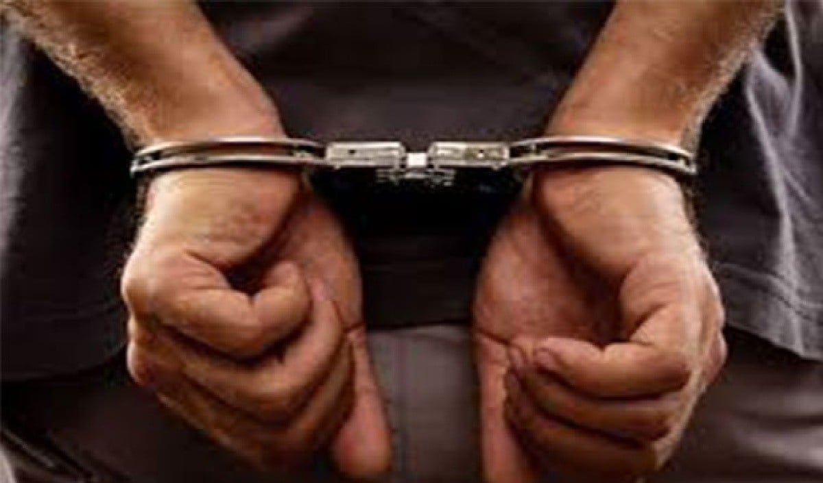₹40 lakh Bribery Case: Thane Court ने IRS Officer की गिरफ्तारी को बताया अवैध, CBI को लगा बड़ा झटका