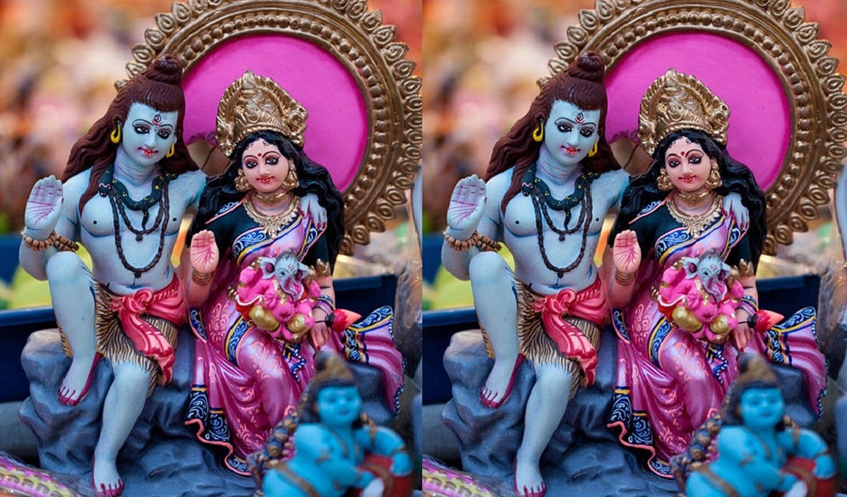 Sawan Somwar के ये Astrology Tips दूर करेंगे शादी की अड़चनें, जल्द विवाह के लिए शिवलिंग पर चढ़ाएं दूध