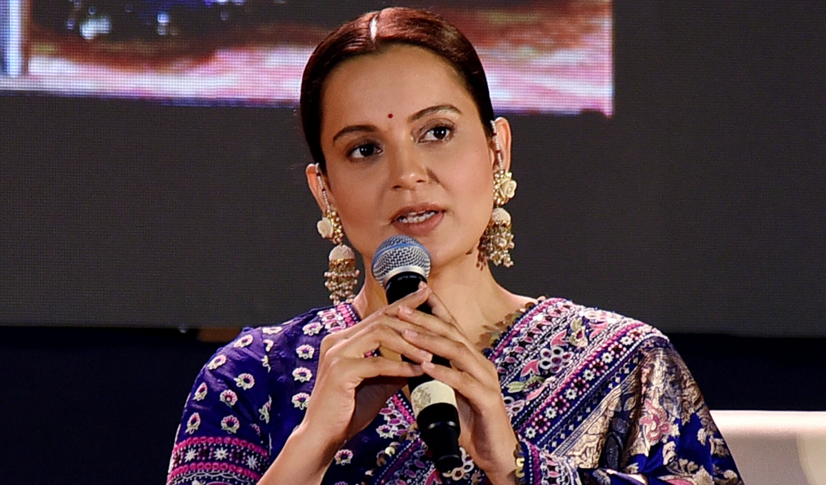 Kangana Ranaut का विवादित बयान- ‘इस्लामिस्ट्स के संपर्क में आकर वामपंथी हो जाती हैं हिंदू बेटियां’, इंटरनेट पर सोनाक्षी सिन्हा से जोड़ा गया कनेक्शन Kangana Ranaut का विवादित बयान- ‘इस्लामिस्ट्स के संपर्क में आकर वामपंथी हो जाती हैं हिंदू बेटियां’, इंटरनेट पर सोनाक्षी सिन्हा से जोड़ा गया कनेक्शन