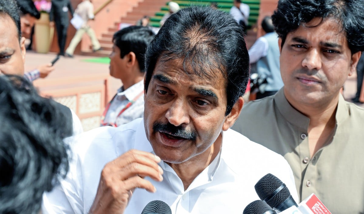 उल्टा चोर कोतवाल को डांटे: Rahul Gandhi पर FIR को लेकर Venugopal ने BJP पर साधा निशाना