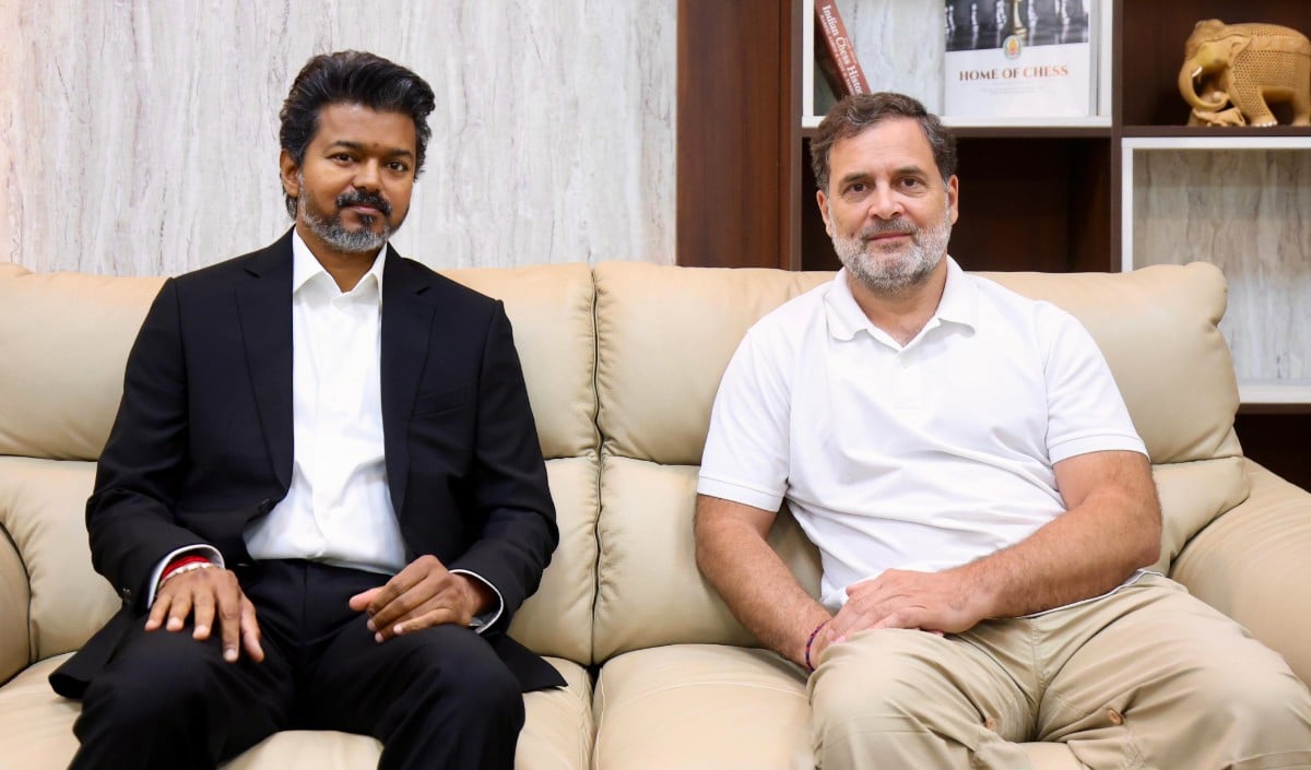 Tamil Nadu में गठबंधन पर संकट, PM उम्मीदवार को लेकर Congress-TVK में ठनी! मंत्री की धमकी