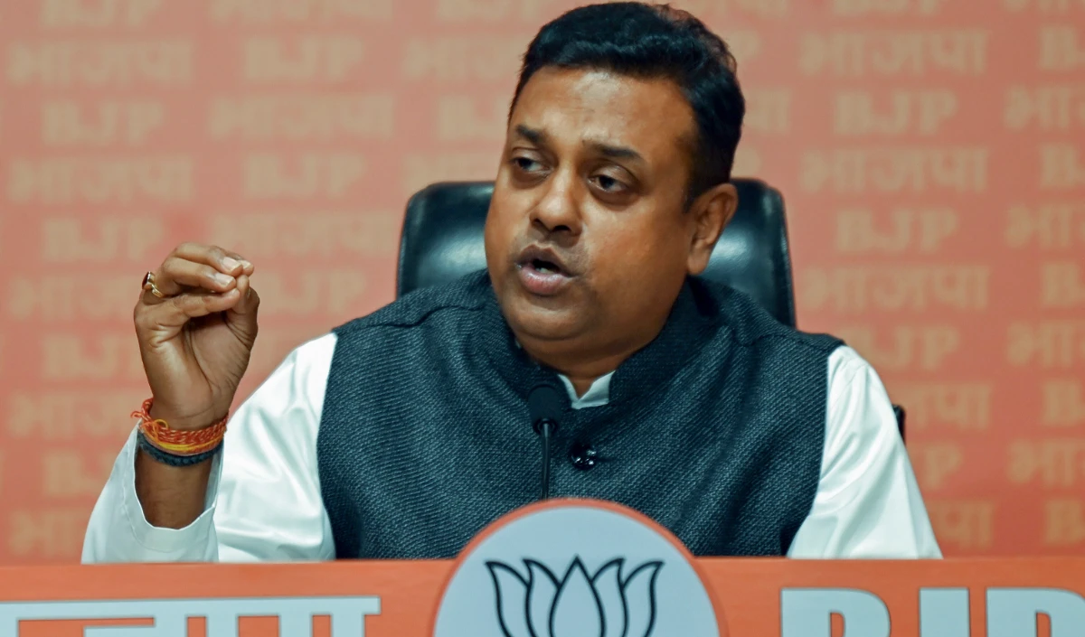 BJP का बड़ा आरोप: Parliament में INDIA गठबंधन जानबूझकर बाधा डाल रहा, लोकतंत्र का अपमान