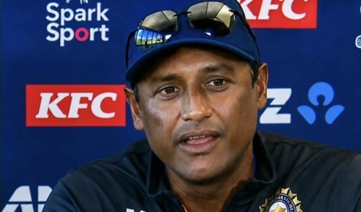 T Dilip का कार्यकाल खत्म, Subhadeep Ghosh बने Team India के नए Fielding Coach; Sri Lanka दौरे से होगी शुरुआत T Dilip का कार्यकाल खत्म, Subhadeep Ghosh बने Team India के नए Fielding Coach; Sri Lanka दौरे से होगी शुरुआत