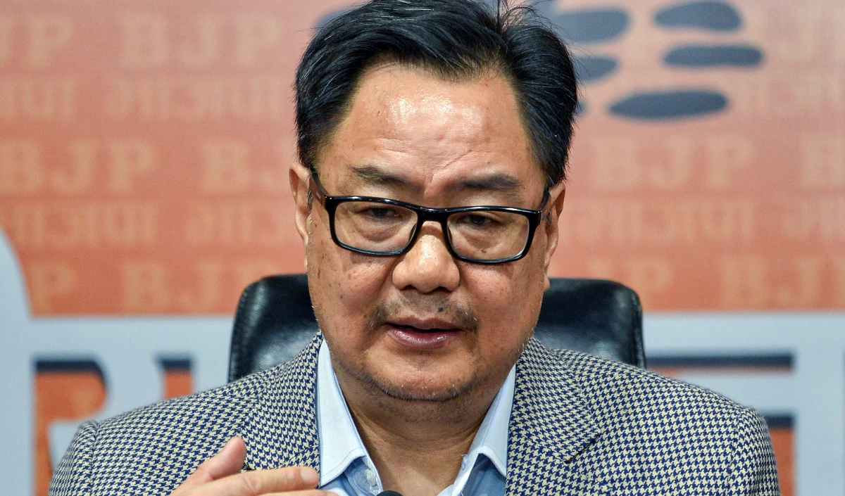 Kiren Rijiju का विपक्ष पर हमला: कांग्रेस, SP, CPI राम विरोधी, देश से मांगें माफी