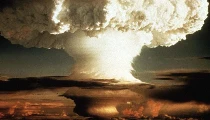 Hiroshima Day 2026: एक परमाणु बम ने ली लाखों जानें, US Attack की उस काली सुबह ने बदल दिया World History