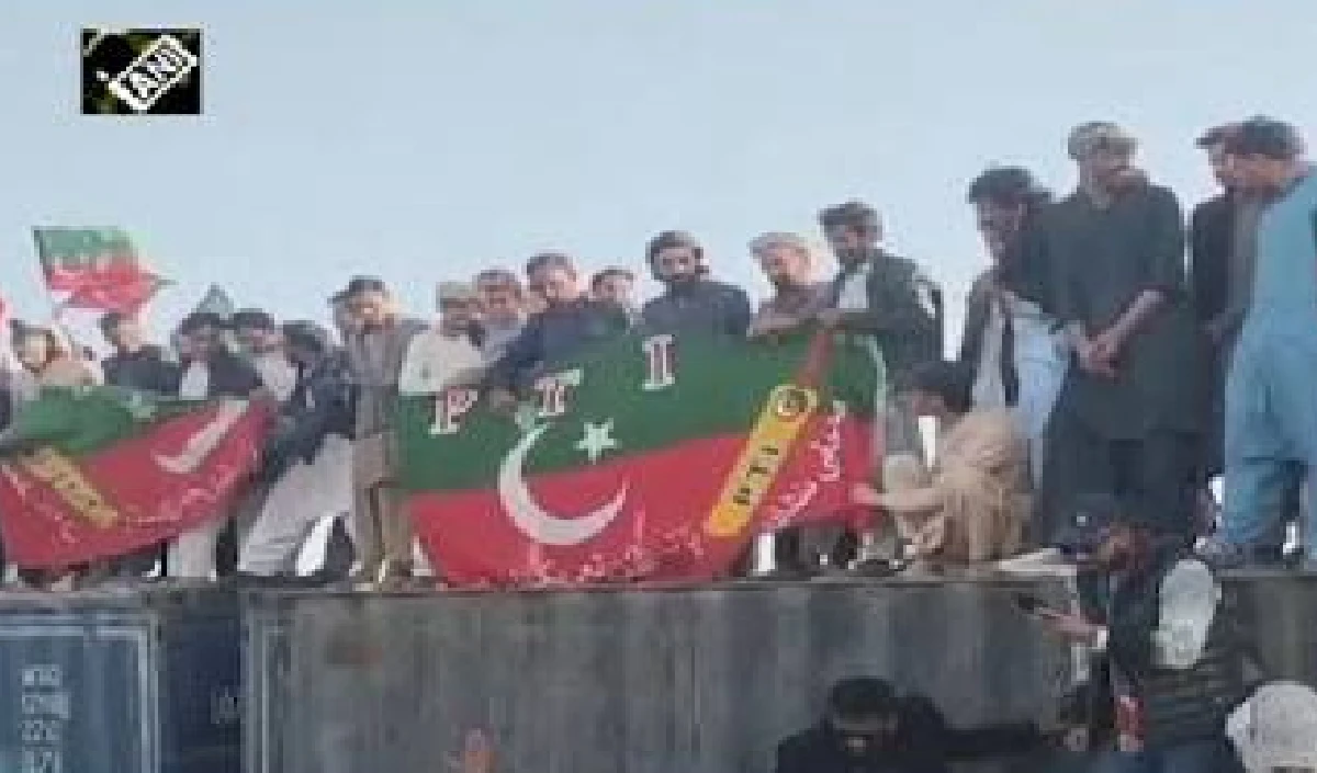 Imran Khan की रिहाई पर अड़ी PTI: 27 सितंबर को Islamabad March का ऐलान, सुहैल अफरीदी की चेतावनी