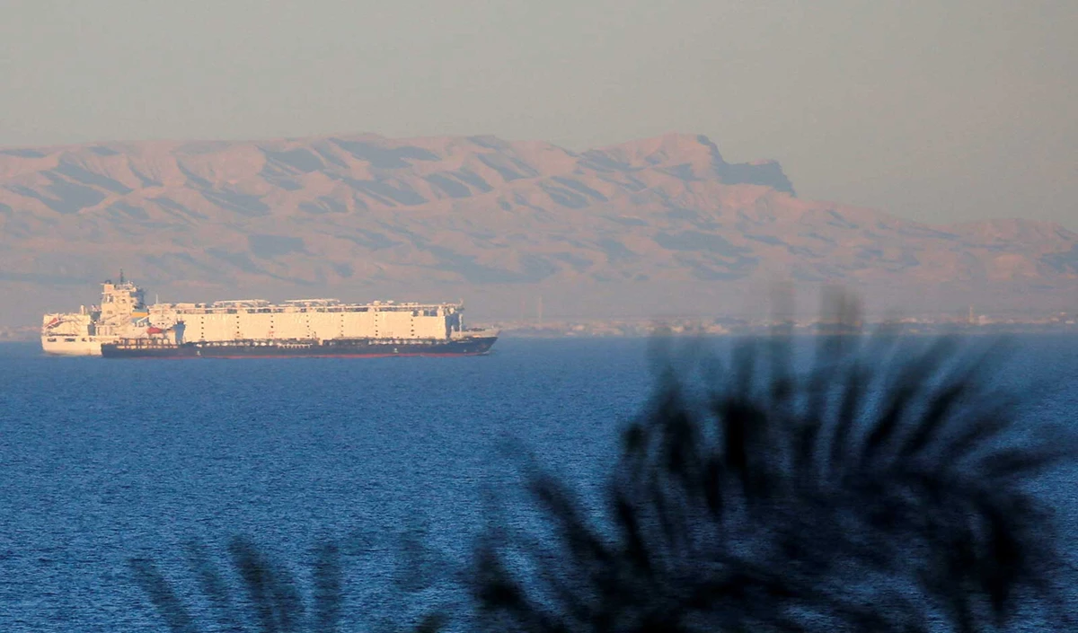 Red Sea Crisis | सऊदी टैंकर Daisy पर हूतियों का Missile Attack, अदन की खाड़ी में बढ़ा भारी तनाव