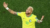 Injury से जूझ रहे Neymar का बड़ा ऐलान: December तक Santos में रहेंगे, फिर Retirement पर फैसला