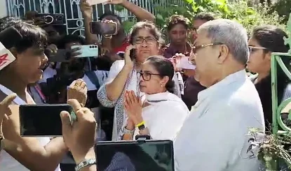 Mamata Banerjee पर हमले से गरमाया बंगाल का माहौल, BJP ने TMC के आरोपों पर किया पलटवार