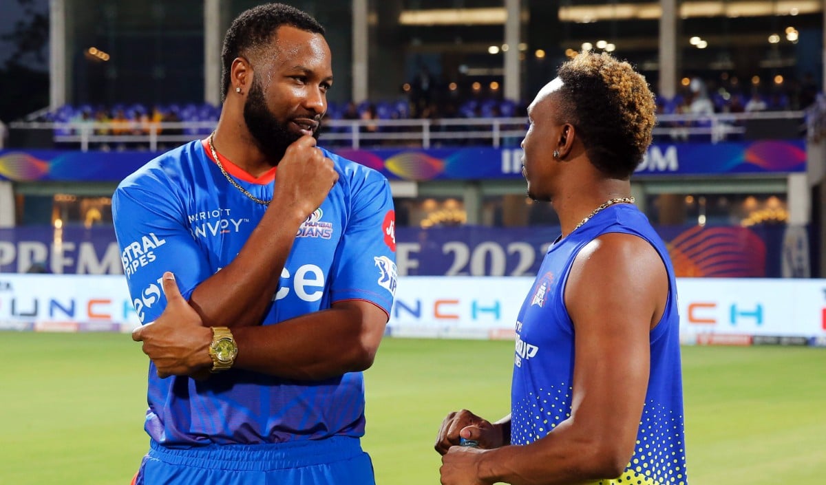 Queens Park Oval में T20 के धुरंधरों Bravo, Pollard, Narine के नाम हुआ स्टैंड! Queens Park Oval में T20 के धुरंधरों Bravo, Pollard, Narine के नाम हुआ स्टैंड!