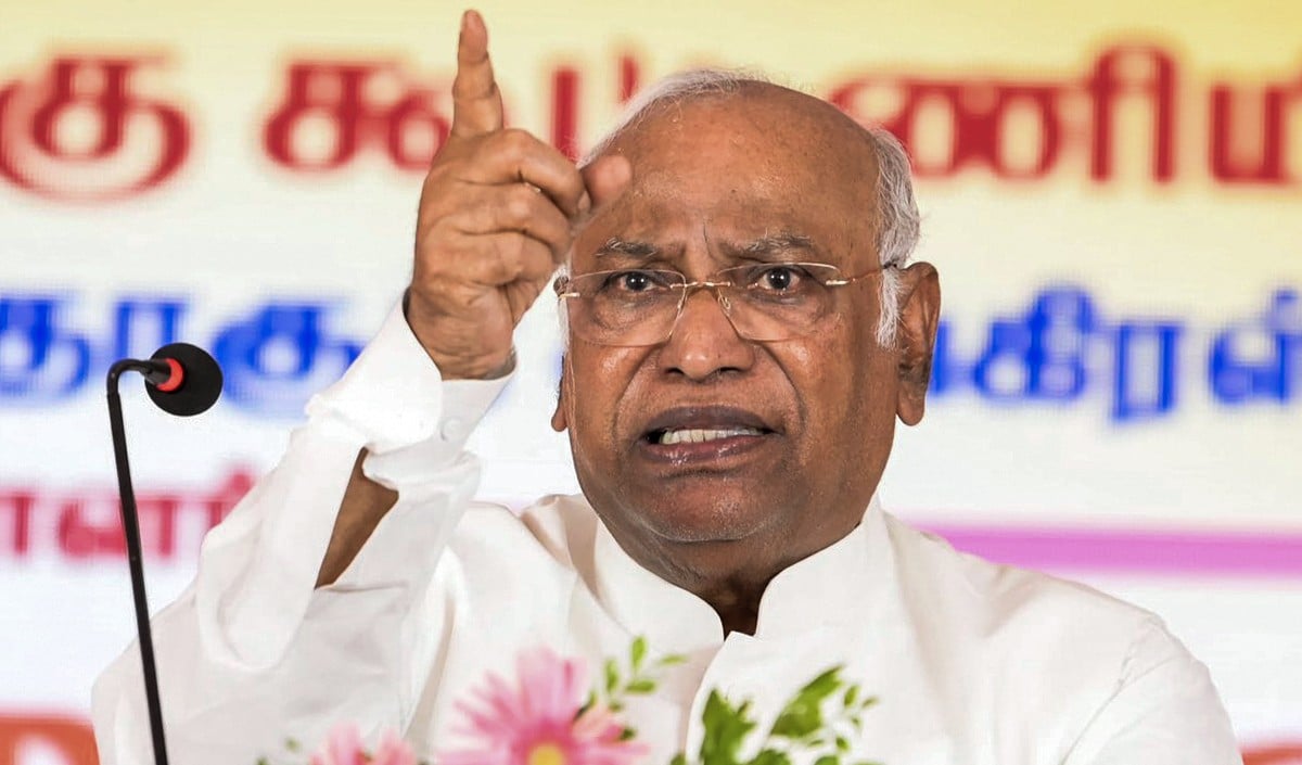 GDP ग्रोथ पर Kharge का तंज: सरकार PR में व्यस्त, देश में Unemployment और Inflation चरम पर