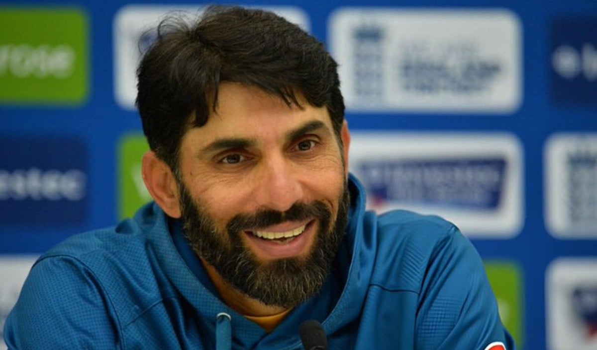 बिना सलाह लिए टीम में बदलाव से नाराज Misbah-ul-Haq, पाकिस्तान चयन समिति से दिया इस्तीफा बिना सलाह लिए टीम में बदलाव से नाराज Misbah-ul-Haq, पाकिस्तान चयन समिति से दिया इस्तीफा