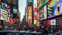 New York Times Square Stabbing | टाइम्स स्क्वायर में खूनी तांडव! सनकी महिला ने चाकू से ली दूसरी महिला की जान, NYPD ने मुठभेड़ में किया ढेर | Video