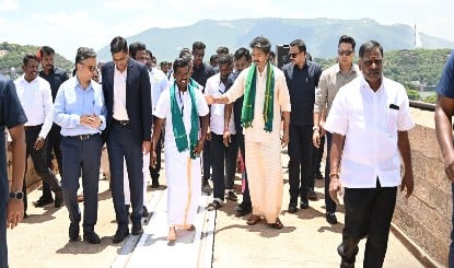 CM Vijay ने खोला Mettur Dam, कहा- कावेरी जल तमिलनाडु का कानूनी अधिकार, Karnataka को दी कड़ी चेतावनी