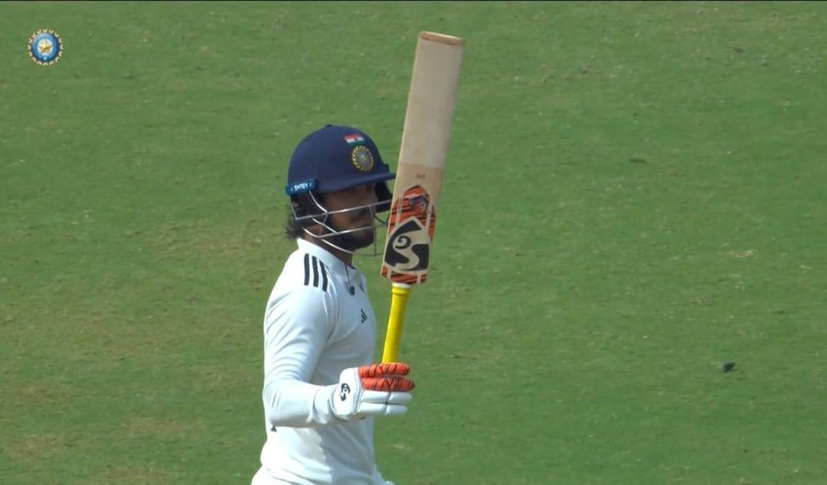 Duleep Trophy: East Zone की खिताबी जीत तय! Ishan Kishan के तूफान से South Zone पर 584 रन की बढ़त Duleep Trophy: East Zone की खिताबी जीत तय! Ishan Kishan के तूफान से South Zone पर 584 रन की बढ़त