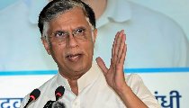 BRICS पर पी चिदंबरम के बयान का पवन खेड़ा ने किया बचाव, IMF रिपोर्ट को लेकर सरकार को घेरा