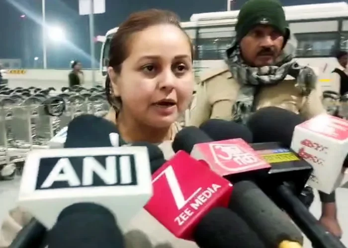 उम्मीदवारों के चयन पर नाराज हुईं Rohini Acharya, RJD पर अवसरवादी चेहरों को प्राथमिकता देने का लगाया आरोप