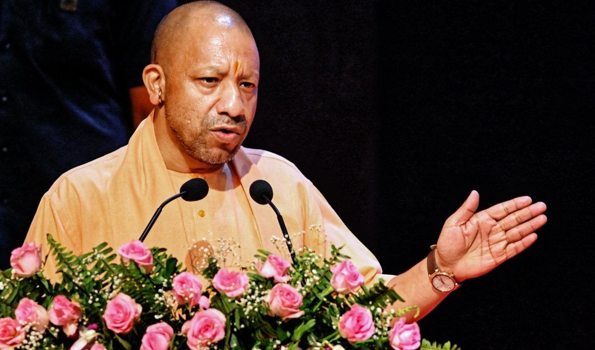 Uttar Pradesh: Youth Anger और जातिगत गणित के बीच BJP Strategy का मुख्य चेहरा क्यों हैं CM Yogi?