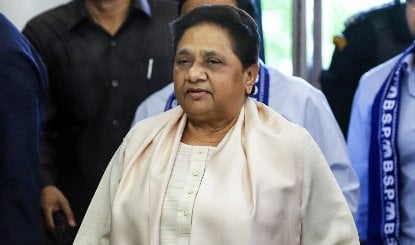 Mayawati ने स्वास्थ्य को लेकर दी सफाई, आकाश आनंद पर फिर साधा निशाना