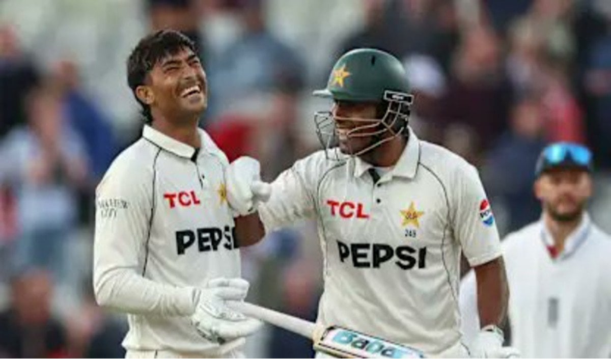 England के खिलाफ टेस्ट में Pakistan पर भारी जुर्माना, Slow Over Rate के कारण 11 WTC Points कटे England के खिलाफ टेस्ट में Pakistan पर भारी जुर्माना, Slow Over Rate के कारण 11 WTC Points कटे