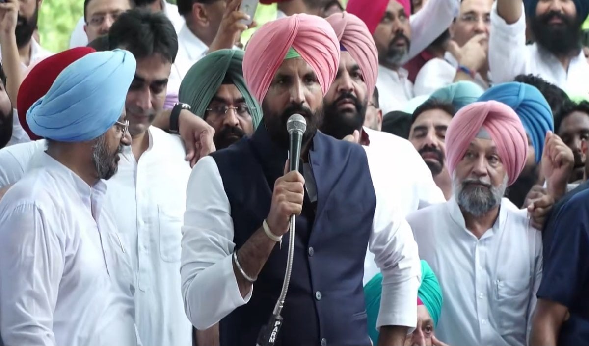 संगरूर में Gulzar Singh सुसाइड केस पर Congress का प्रदर्शन, मंत्री Harpal Cheema के इस्तीफे की मांग