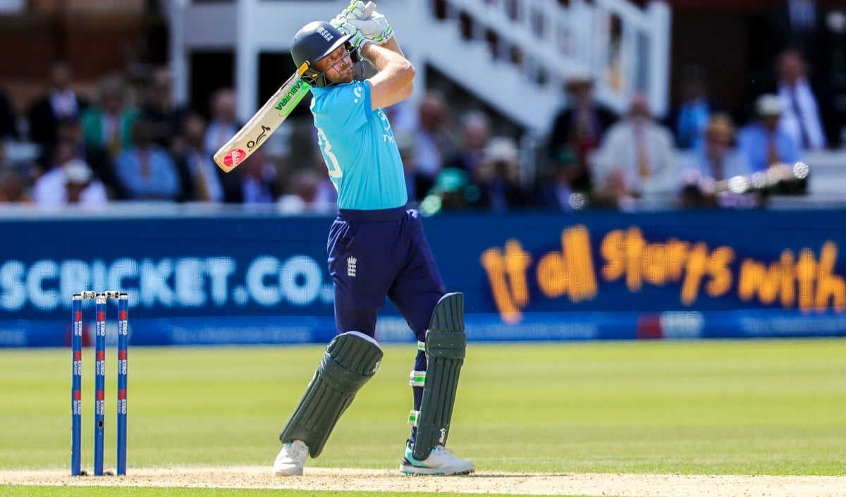 Sri Lanka के खिलाफ 80 रन की पारी से Jos Buttler का कमाल, Rohit Sharma को पछाड़ा Sri Lanka के खिलाफ 80 रन की पारी से Jos Buttler का कमाल, Rohit Sharma को पछाड़ा