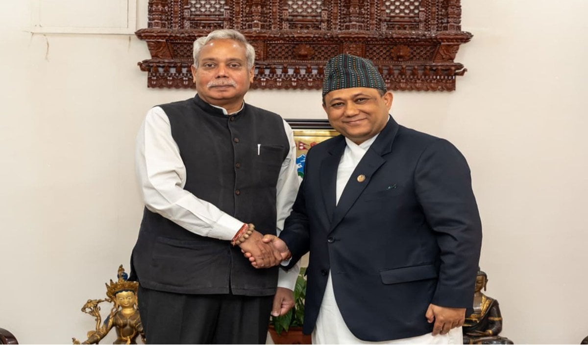 Nepal के विदेश मंत्री शिशिर खनाल से मिले राजदूत Naveen Srivastava, द्विपक्षीय सहयोग पर जताया आभार