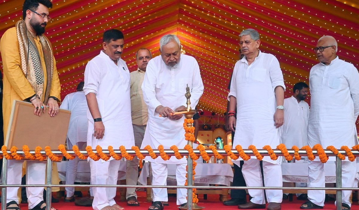UCC पर रुख तय करने से पहले कानून की समीक्षा करेगी JD(U), Nitish Kumar ने बुलाई बैठक