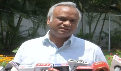 Vande Mataram विवाद पर Priyank Kharge की BJP को खुली चुनौती, बिना देखे पूरा गाएं नेता